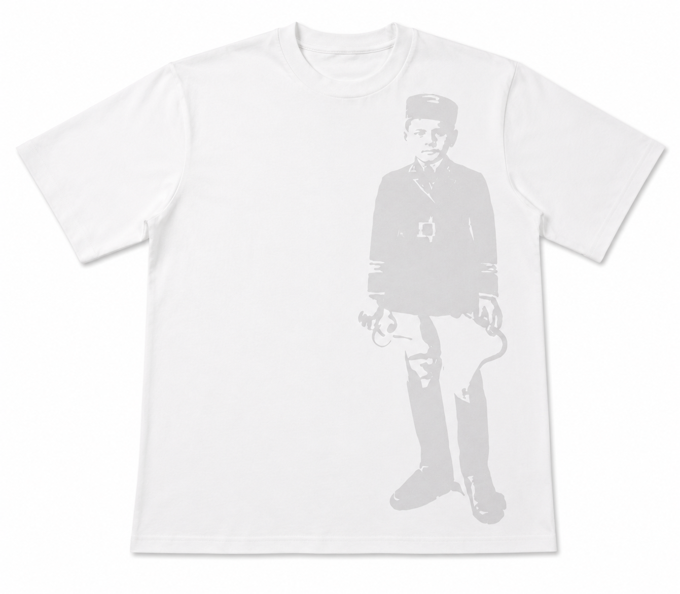 WHITE T-SHIRT